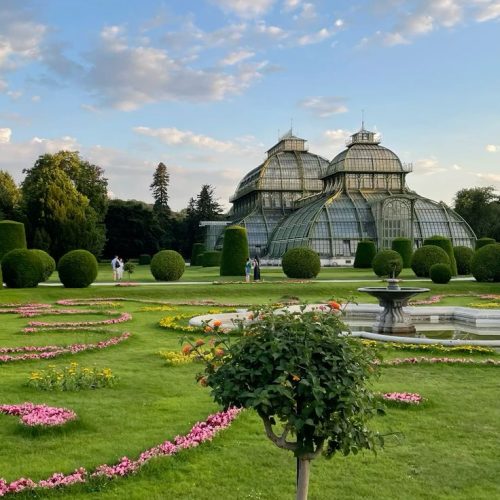 03743700a8c18c34a1c56bc52fa10d7b