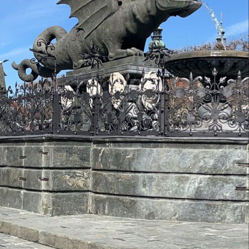 0b45908df7578baf84a7ad7693f85595 (1)