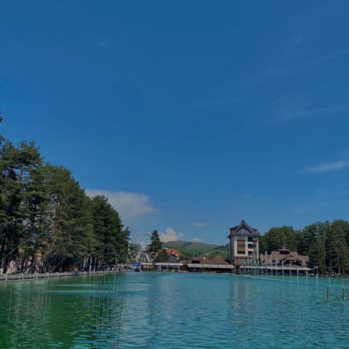 124bd68b18cd7a67ed9bfccb4b336ae6