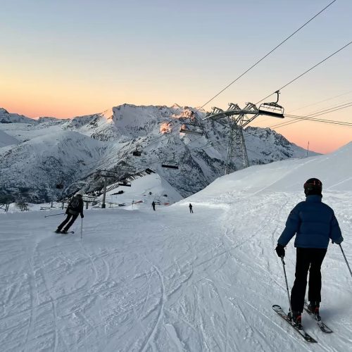 4da8724d00bbaf47bd64e21bd4914439