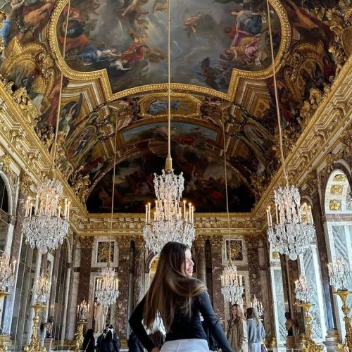 9ebe51f9e24fd9aa53bfe2108299b490